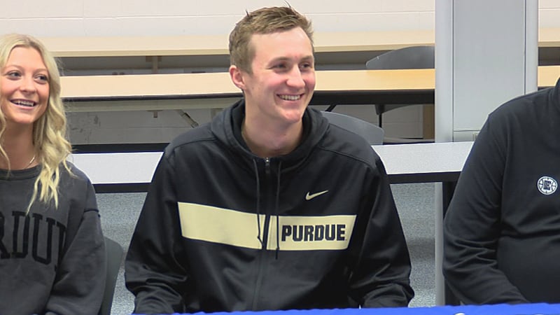 Homestead's Loyer Signs with Purdue