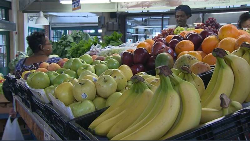 A new study says diets with more flavonols, found in fruits, vegetables and wine, could improve...