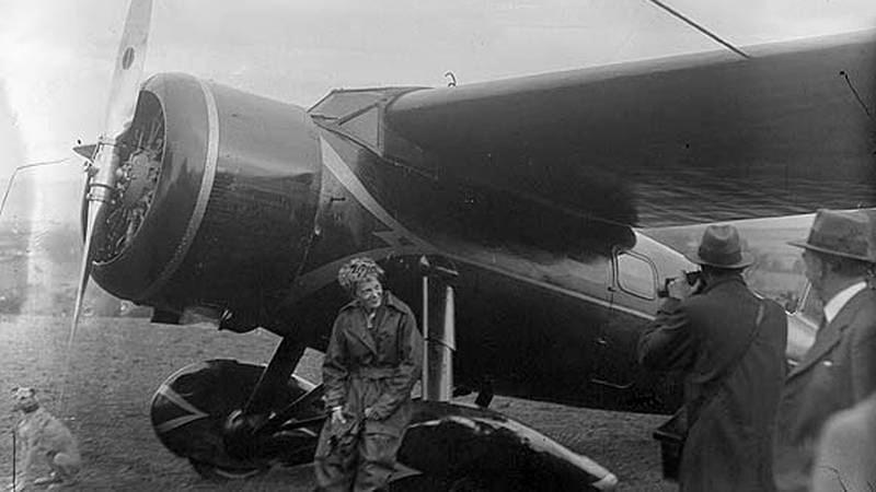 Amelia Earhart, one of the most famous pilots in aviation history, will be getting a statue at...