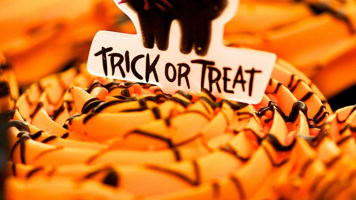 Trick-or-treat times: Many towns rescheduling due to weather