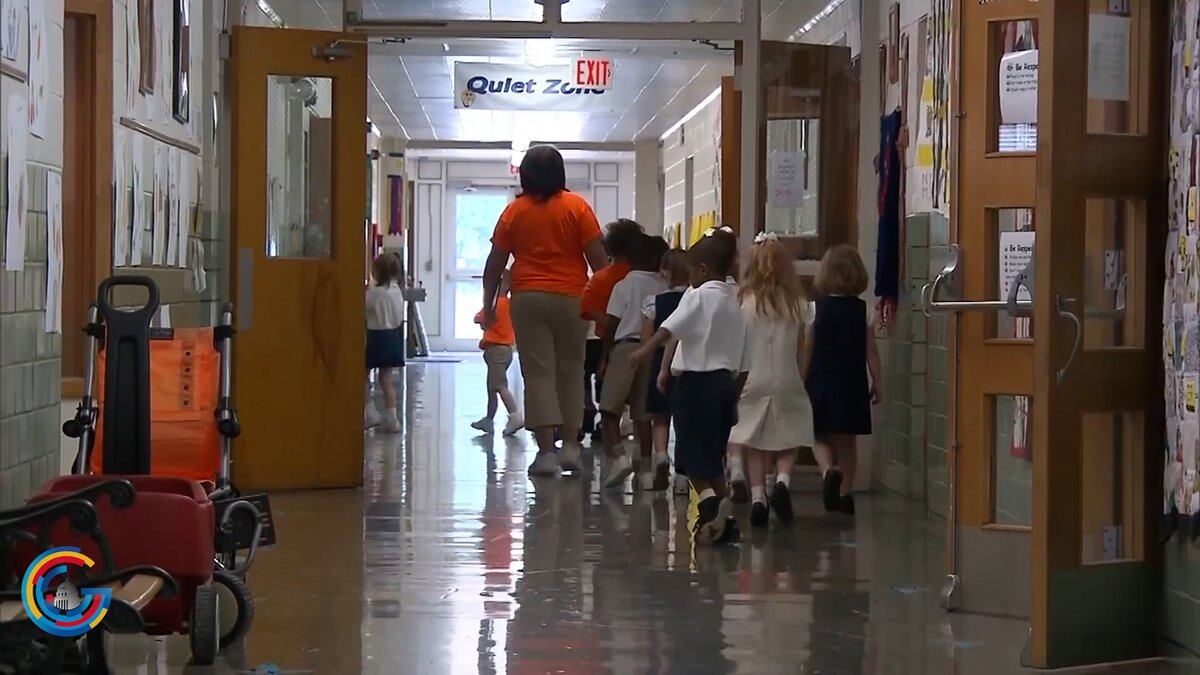 School kids in hallway
