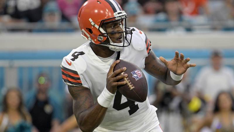 Cleveland Browns quarterback Deshaun Watson (4) looks for a receiver against the Jacksonville...